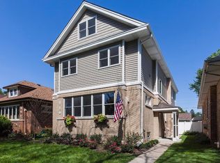 6843 N Osceola Ave, Chicago, IL