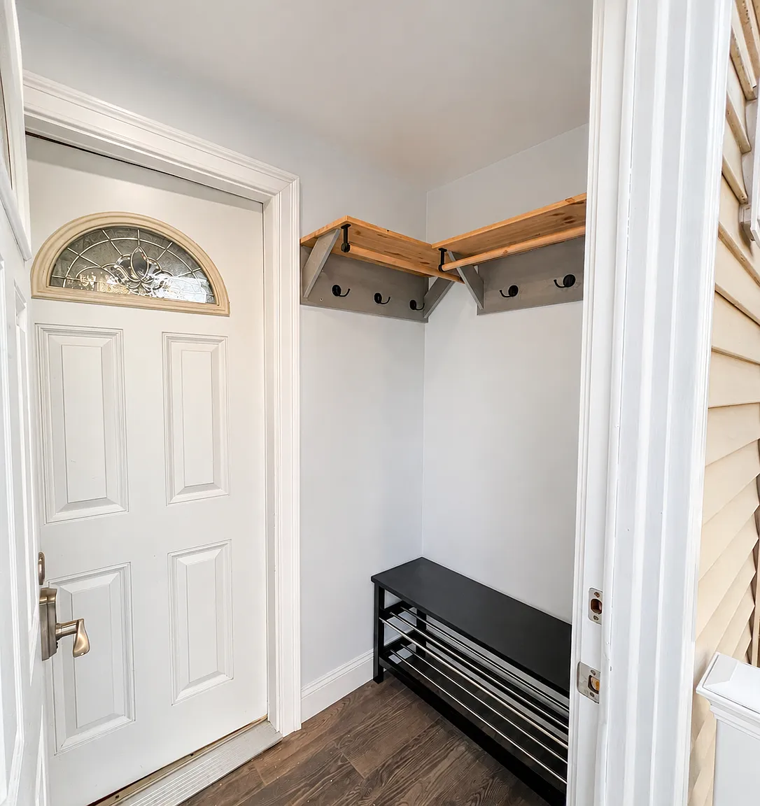 1 bed, 900 sqft, $2,395 — Photo 4