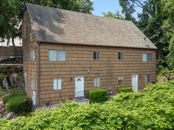 22 Columbus Ave, Greenwich, CT 06830