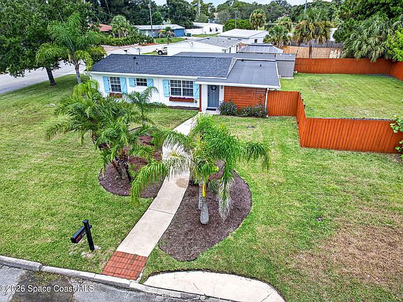 3rd image of 314 Orchid Blvd