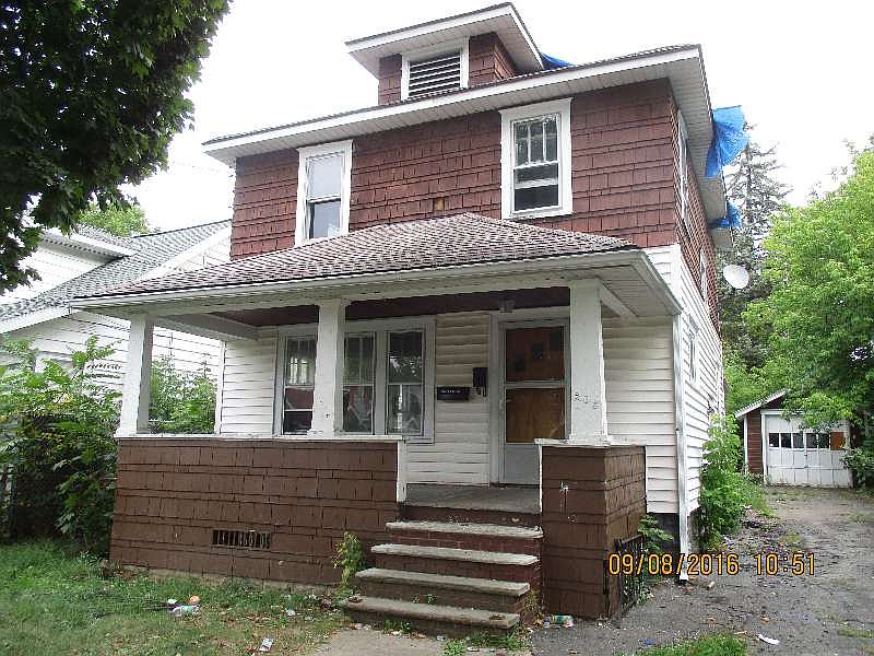 1st image of 203 Shirley Dr