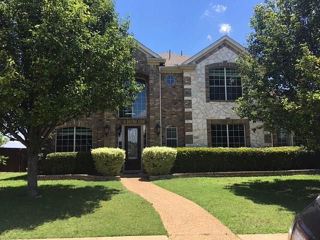 1st image of 404 Oleander Dr