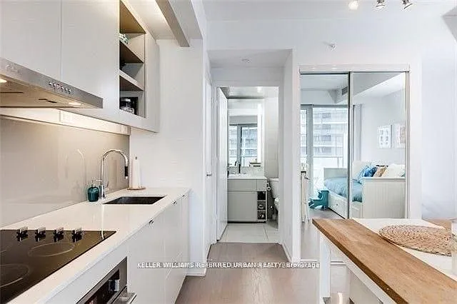 101 Peter St #1502 — Photo 10