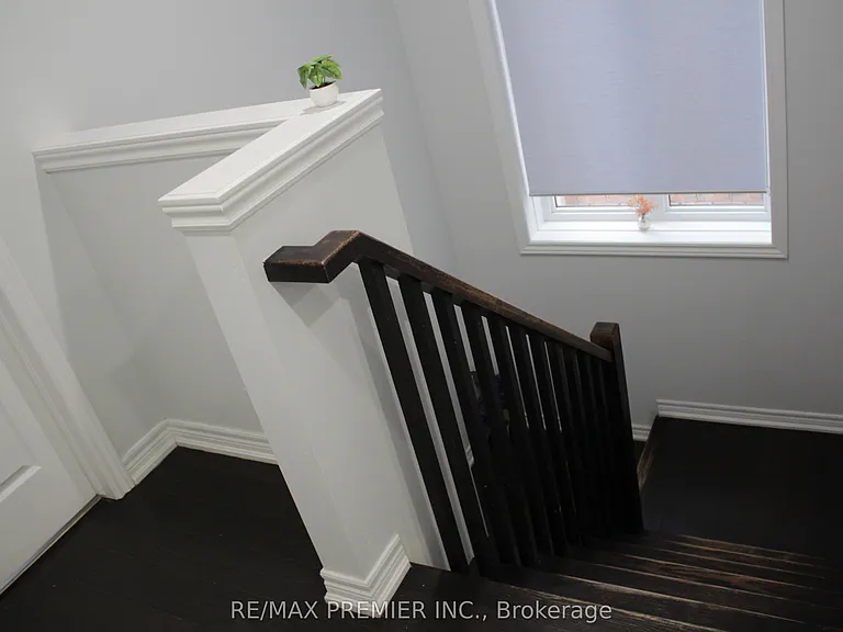 51 Mullholland Ave — Photo 18
