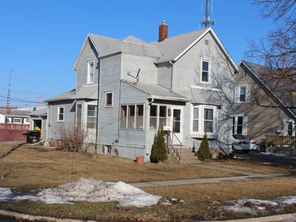 133 S Church St, Gibson City, IL 60936