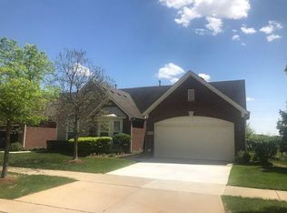 40761 Lenox Park Dr, Novi, MI 48377