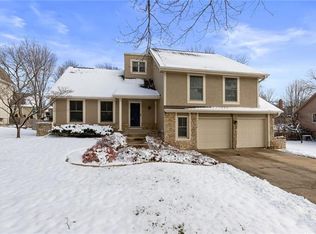 12574 W 82nd Ter, Lenexa, KS 66215