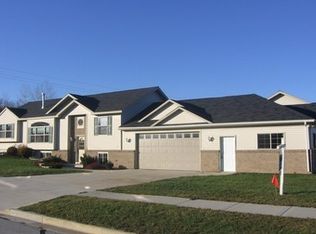 302 Owls Ln, Kewaskum, WI 53040