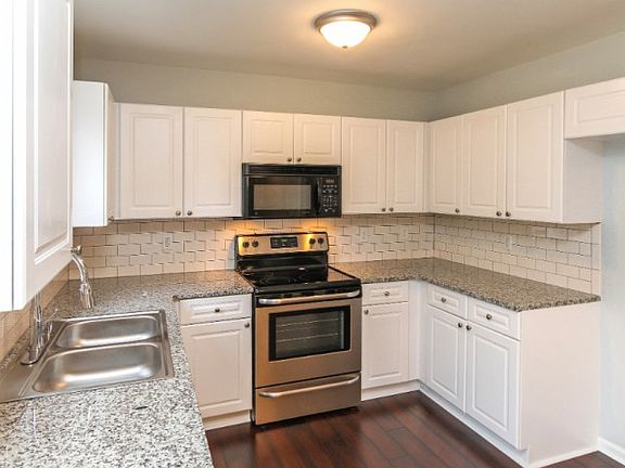4th image of 1705 Baylor Dr