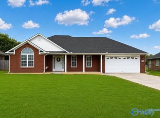 17366 Jameson Dr, Harvest, AL 35749