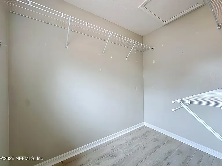 8224 Halls Hammock Ct — Photo 24