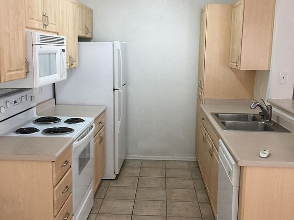 3rd image of 9600 N 96th St APT 260