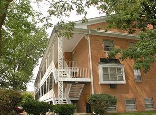 242 W 8th Ave APT P, Columbus, OH 43201