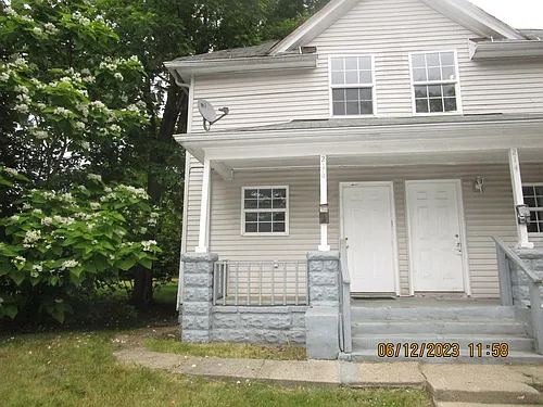 216 Huey St Photo 1