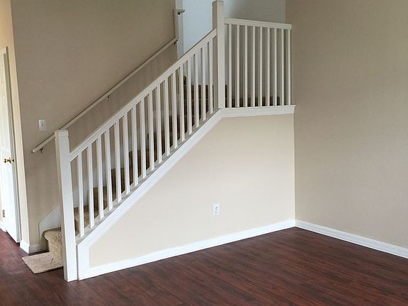 4th image of 3531 Peppervine Dr