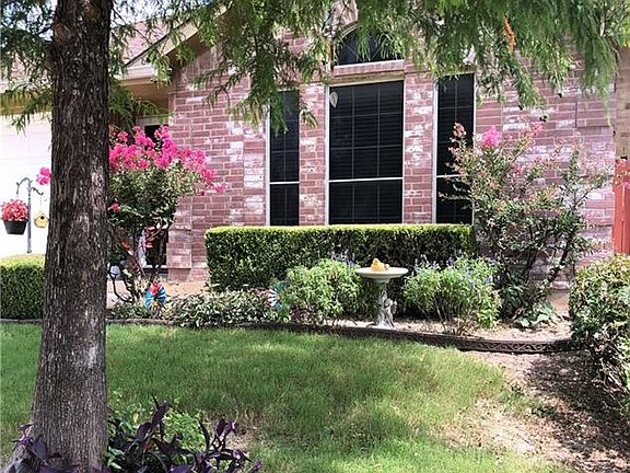 4th image of 826 Thorton Dr