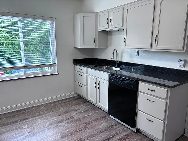 7530 Bridgetown Rd — Photo 2