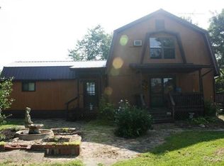 3595 Tuller Rd, Stonefort, IL 62987