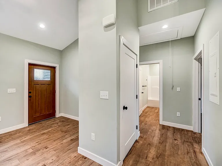 629 Prescott Ave #1 — Photo 22