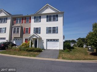 100 Zephyr Ln, Winchester, VA 22602