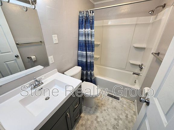 5th image of 3792 E Beulah Ave APT 4