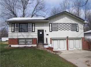 8106 E 89th St, Kansas City, MO 64138