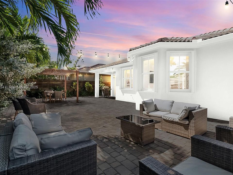 8527 NW 111th Ct, Doral, FL 33178 | Zillow