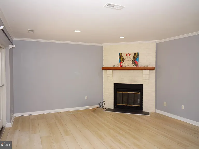 8 Cross Falls Cir — Photo 32