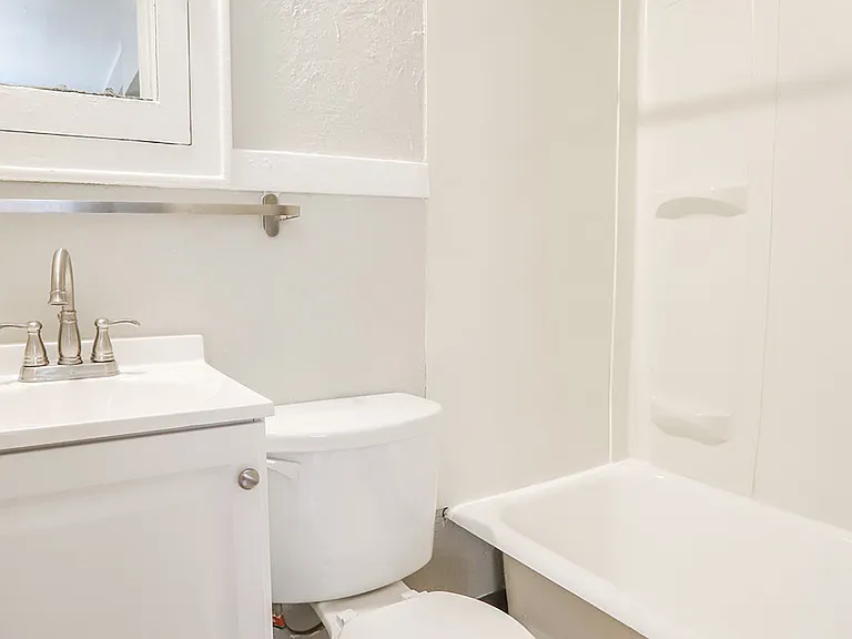 Palisade Apartments — Photo 42