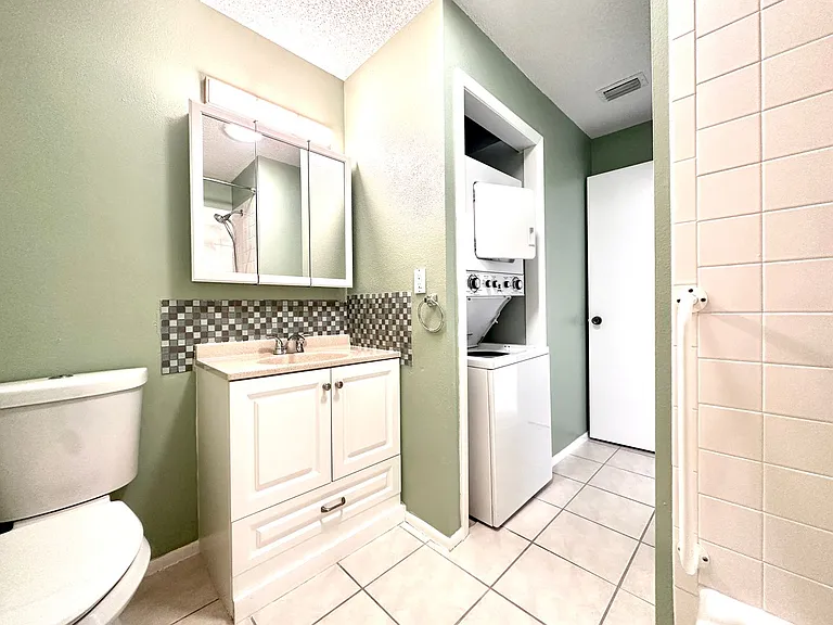 1001 W Marion Ave #9 — Photo 27