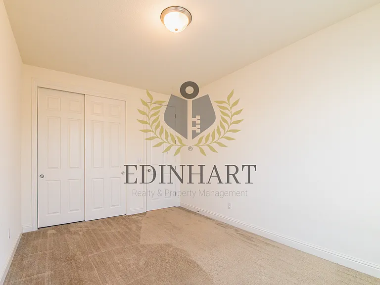 3952 Serena Ave — Photo 18