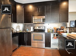 96 Pleasant St #4, Brookline, MA 02446
