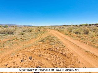 Cecil St, Grants, NM 87020