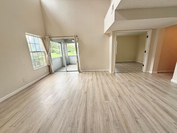 4th image of 5272 Buckhead Circle #1010