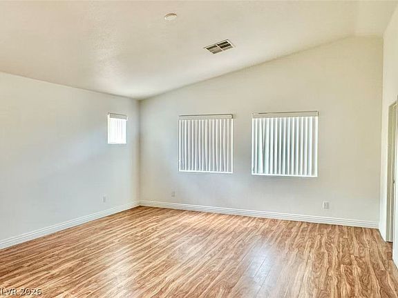4th image of 3434 Bella Valencia Ct