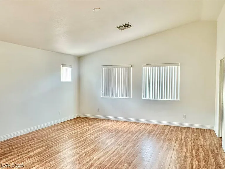 3434 Bella Valencia Ct — Photo 4