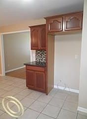 5th image of 585 W Annabelle Ave