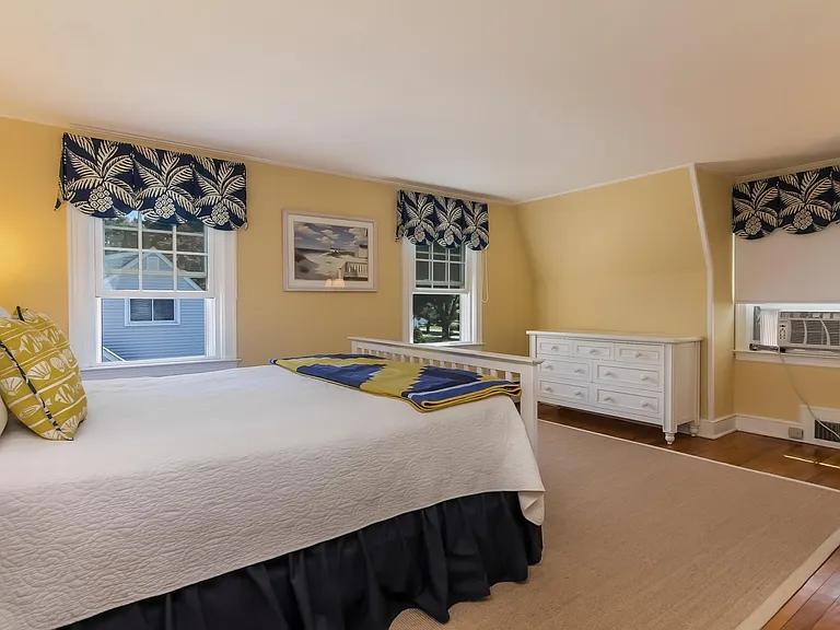 52 Overshores Dr E — Photo 17