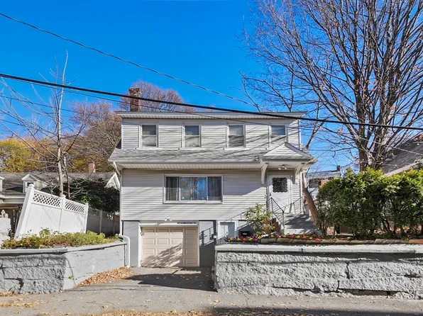 18 Pleasant St, Fitchburg, MA 01420