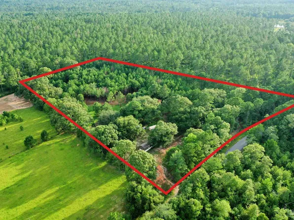 2326 James Peaden Rd, Baker, FL 32531