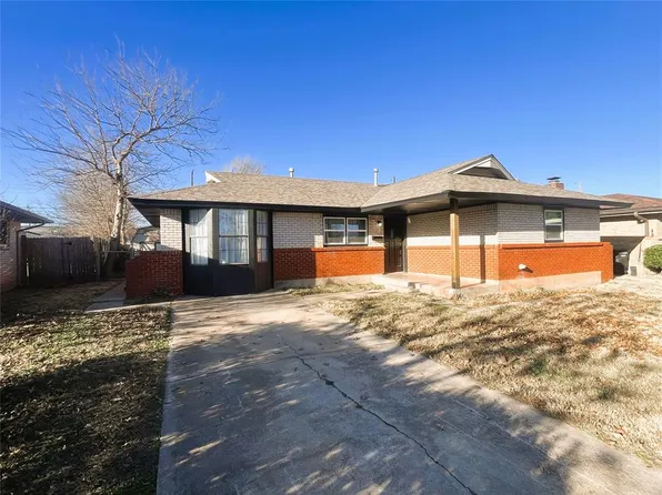 821 Arnold Ave, Moore, OK 73160