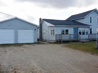 611 W Shelby Rd, Shelby, MI 49455