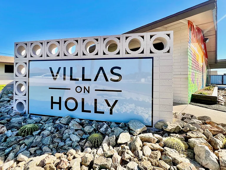 Villas on Holly — Photo 44