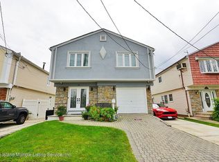 24 Signs Rd, Staten Island, NY 10314