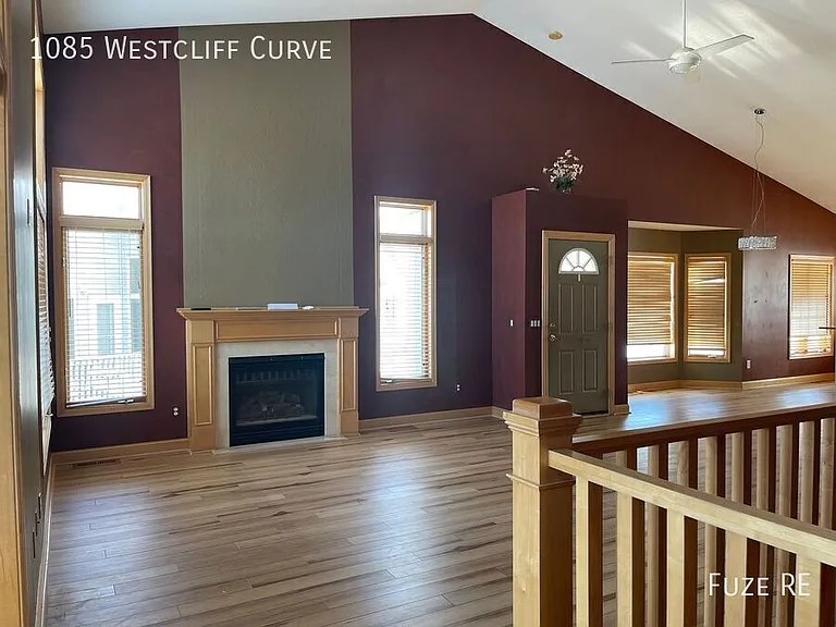 1085 Westcliff Curv — Photo 5