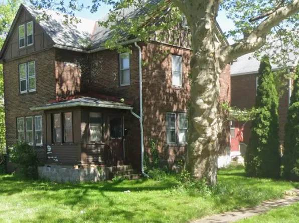 1121 Marne Rd, Erie, PA 16511