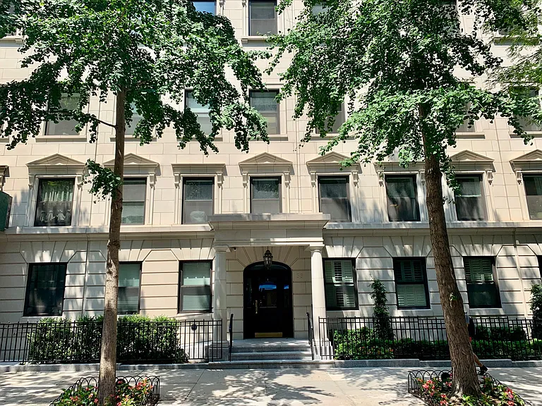 33 E 22nd St #1C — Photo 9