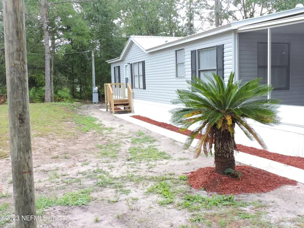 131 BRITT Street, Interlachen, FL 32148