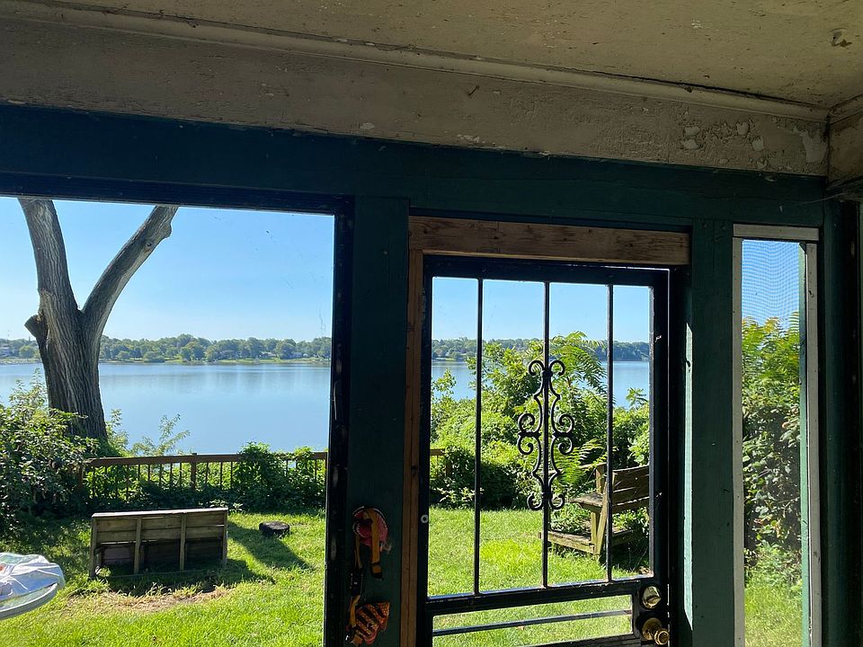 2nd image of 2307 Waterworks Dr