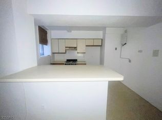 433 Lincoln Ave UNIT 2G, Orange, NJ 07050